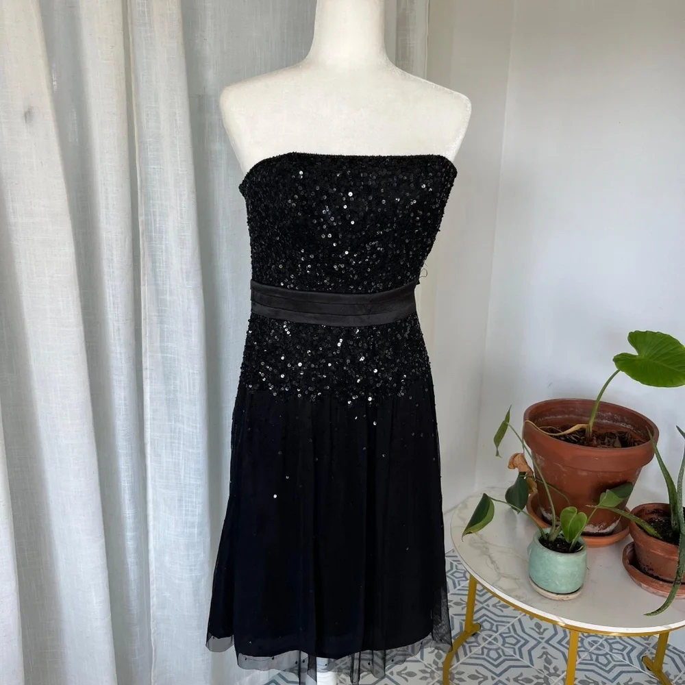 ADRIANNA PAPELL BLACK SEQUIN STRAPLESS COCKTAIL DRESS – P6 - Picture 2 of 8